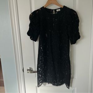 Wilfred Aritzia lace mini dress or long top no lining Xs